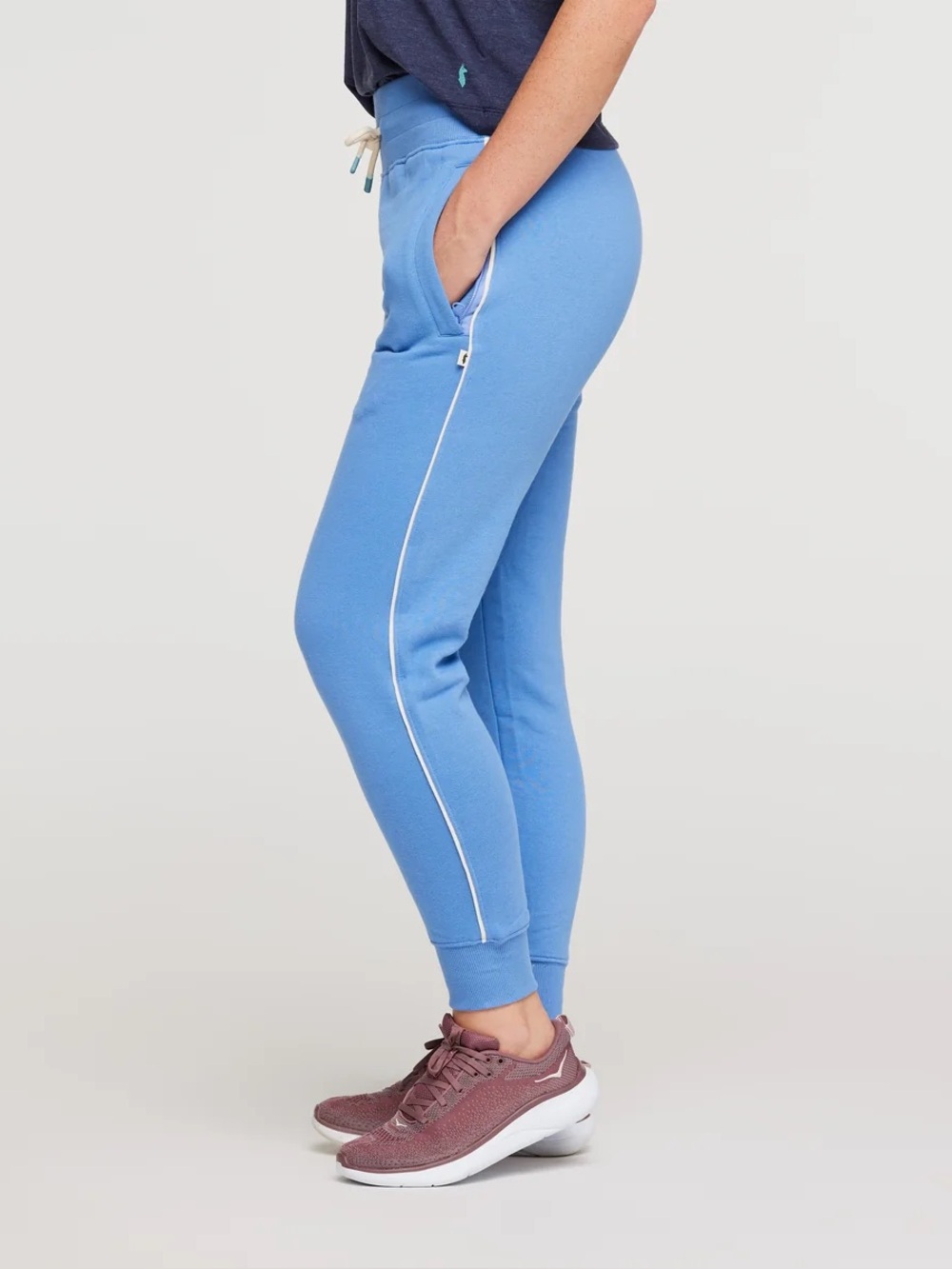 Cotopaxi Women’s Blue Jogger Sweatpants with zipper pockets